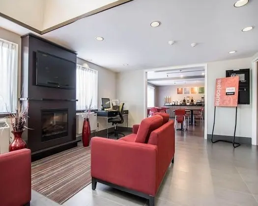 Comfort Inn Moncton East - Lobi