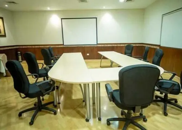 Comfort Inn Monterrey Norte Norte - İş / Konferans