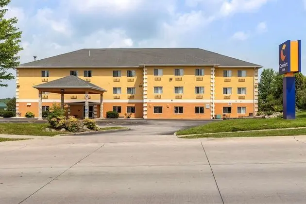 Comfort Inn Muscatine - Dış Mekan