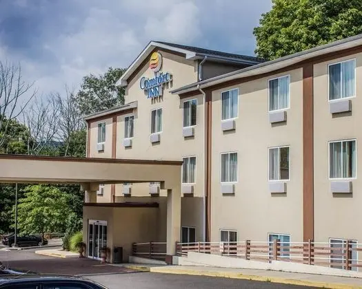 Comfort Inn Naugatuck Area