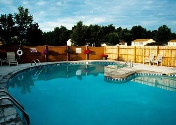 Comfort Inn Northeast Downtown - Genel