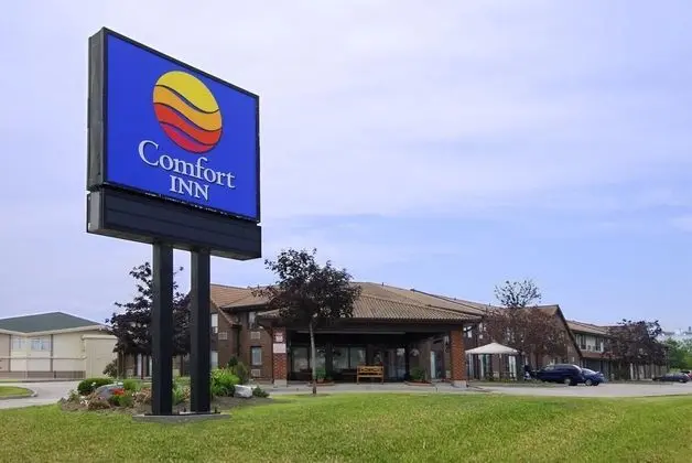 Comfort Inn Hotel Oshawa
