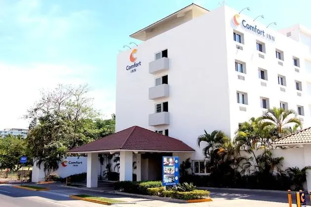 Comfort Inn Puerto Vallarta - Dış Mekan