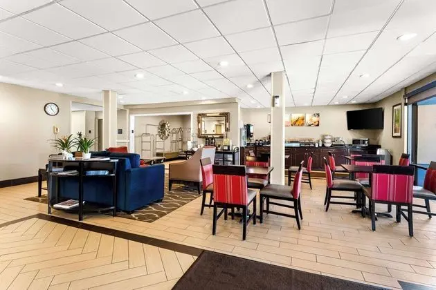 Comfort Inn Reading Area - Lobi