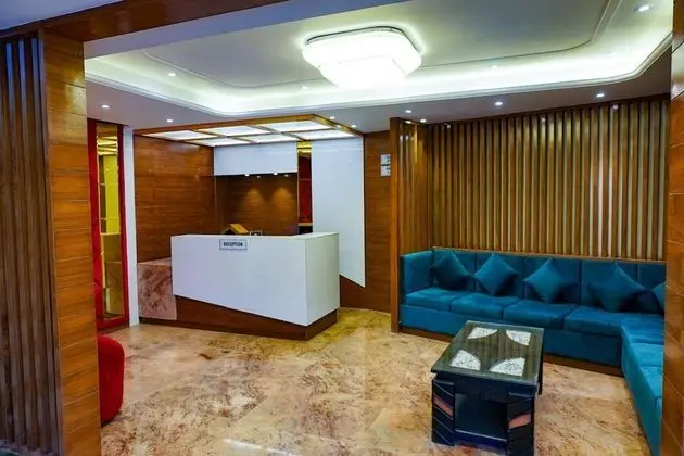 Comfort Inn Snow Park, Manali - Lobi