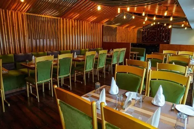 Comfort Inn Snow Park, Manali - Yerinde Yemek