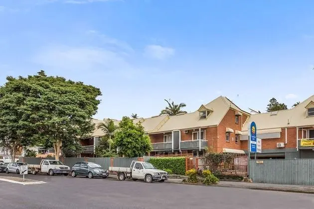 COMFORT INN SPRING HILL TERRACES
