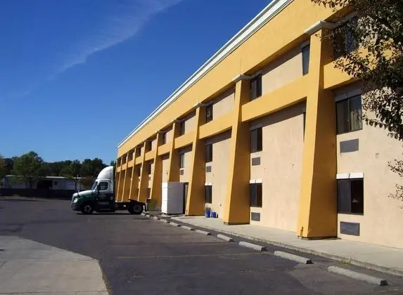 Comfort Inn & Suites Airport