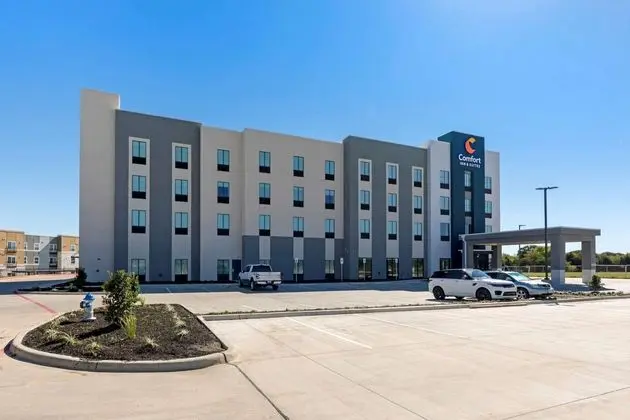 Comfort Inn & Suites Balch Springs - SE Dallas - Dış Mekan