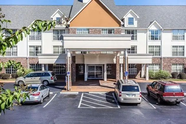 Comfort Inn & Suites Ballpark Area