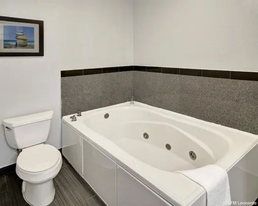 Comfort Inn & Suites Beachfront - Genel