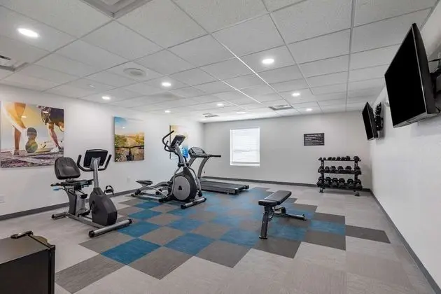 Comfort Inn & Suites Bennett - Fitness
