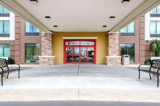 Comfort Inn & Suites Biloxi-D'Iberville