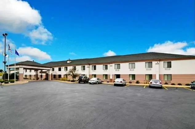 Comfort Inn & Suites Black River Falls I-94