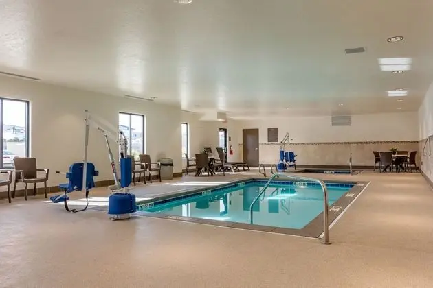 Comfort Inn & Suites Boise Airport - Havuz