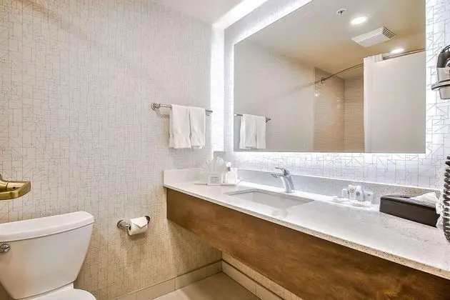 Comfort Inn & Suites Calgary South