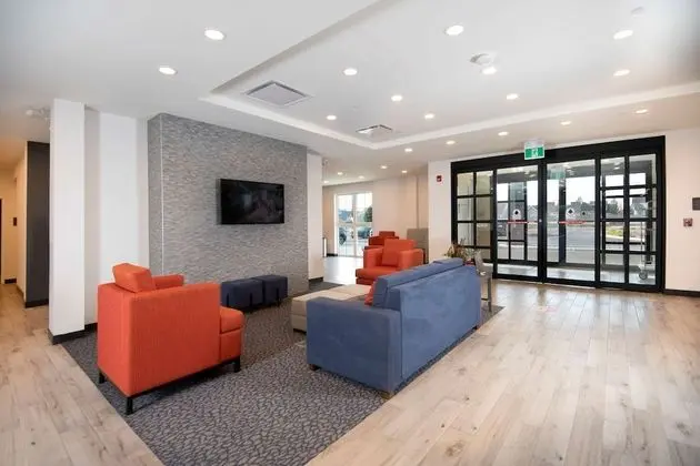 Comfort Inn & Suites - Lobi