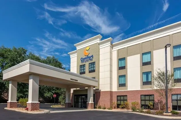 Comfort Inn & Suites - Dış Mekan