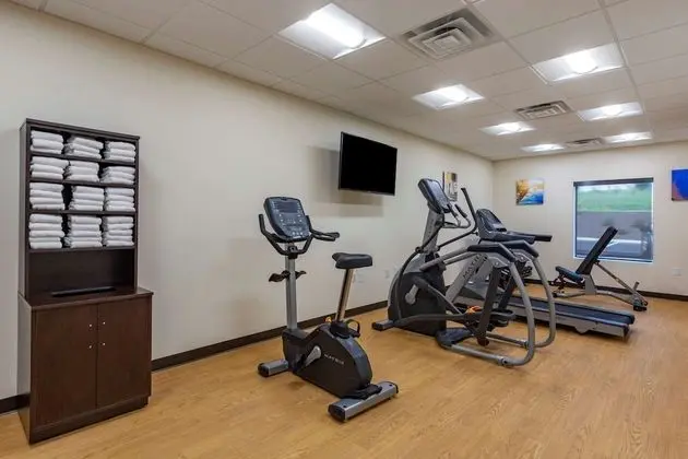 Comfort Inn & Suites - Fitness