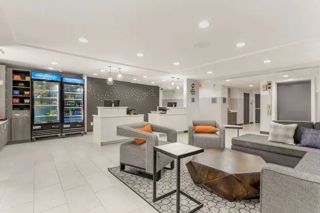 Comfort Inn & Suites Cleveland - Lobi