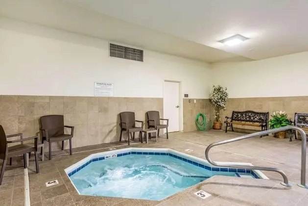 Comfort Inn & Suites Dayton North - Havuz