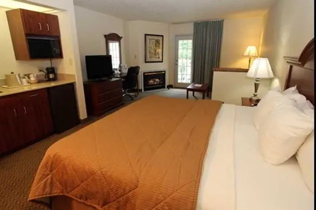 Comfort Inn & Suites at Dollywood Lane