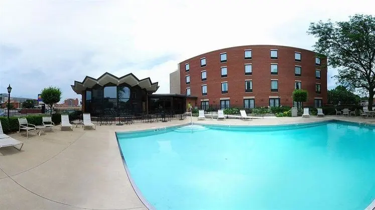 Comfort Inn & Suites Downtown