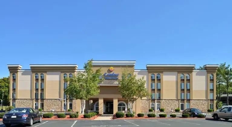 Comfort Inn and Suites East Hartford - Genel