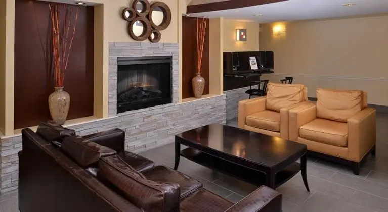 Comfort Inn and Suites East Hartford - Lobi