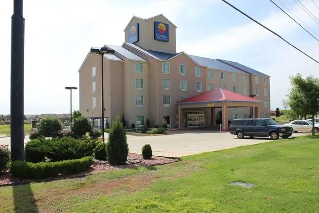 Comfort Inn & Suites