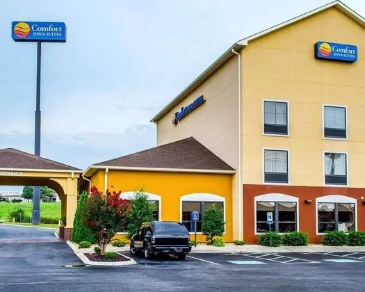 Comfort Inn & Suites