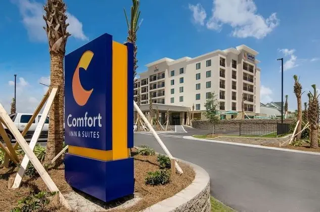 Comfort Inn & Suites Gulf Shores East Beach near Gulf State Park