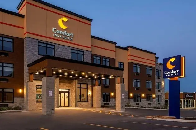 Comfort Inn and Suites - Dış Mekan