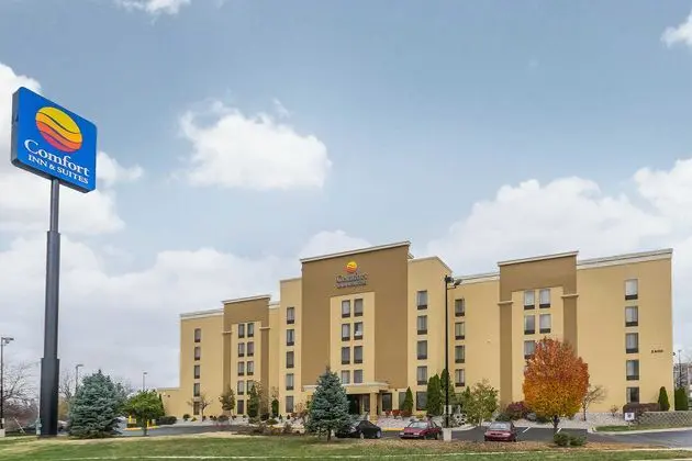 Comfort Inn & Suites