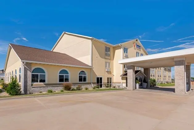 Comfort Inn & Suites Lincoln Area