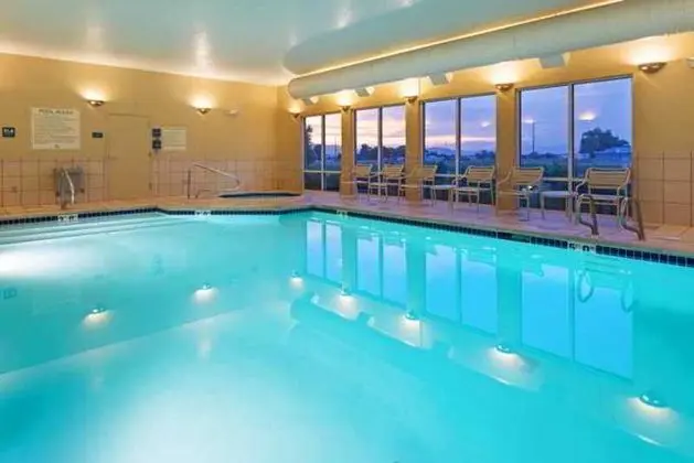Comfort Inn & Suites