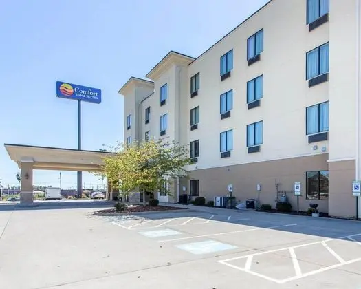 Comfort Inn & Suites Madisonville Area - Dış Mekan