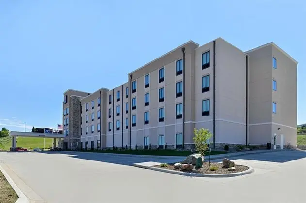 Comfort Inn & Suites Mandan  Bismarck
