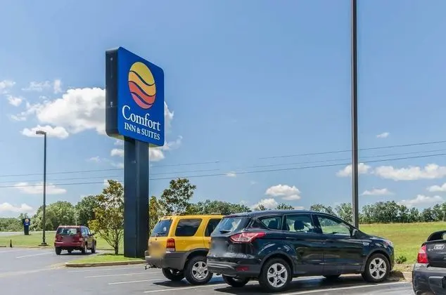 Comfort Inn & Suites Morehead Area