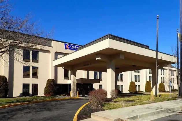 Comfort Inn & Suites Mt. Holly - Westampton - Dış Mekan