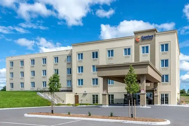 COMFORT INN SUITES Napanee