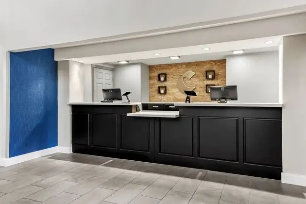 Comfort Inn & Suites Nashville - Lobi