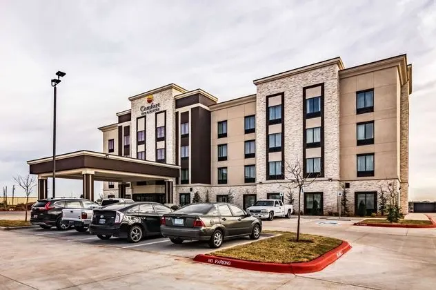 Comfort Inn & Suites Oklahoma City South I-35 - Dış Mekan
