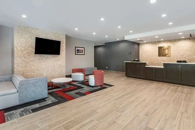 Comfort Inn & Suites - Lobi