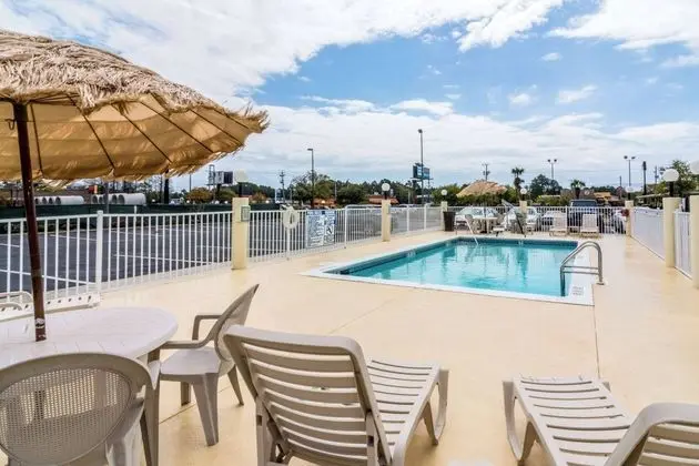 Comfort Inn & Suites Panama City Mall - Havuz