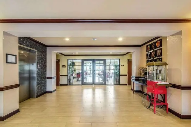 Comfort Inn & Suites Panama City Mall - Lobi