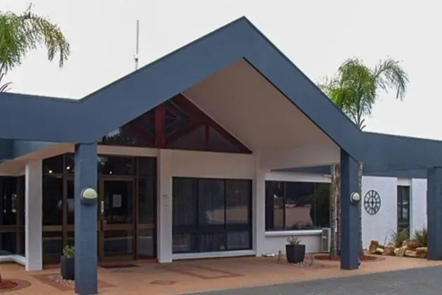 COMFORT INN SUITES RIVERLAND