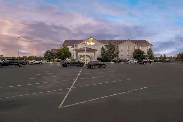 Comfort Inn & Suites Riverton - Dış Mekan
