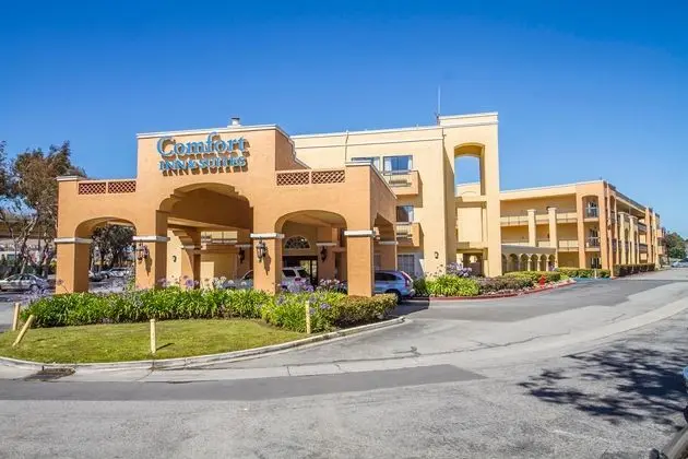 Comfort Inn and Suites San Francisco Airport North