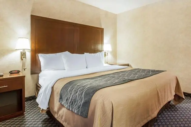 Comfort Inn & Suites Sea-Tac Airport